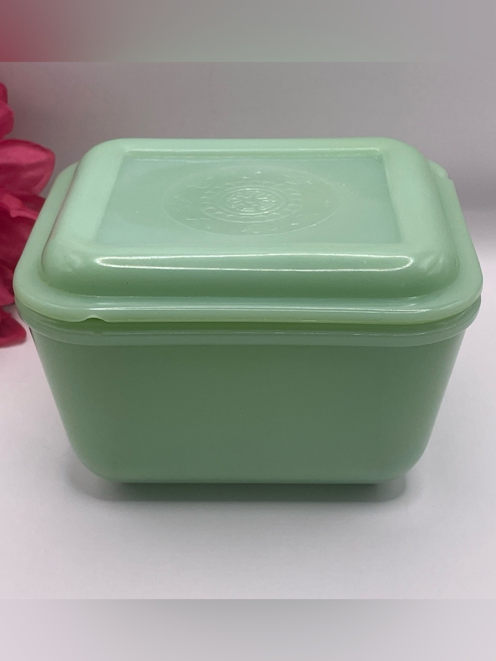 Vintage Anchor Hocking Fire King Jadeite Philbe Refrigerator Dish w/ Lid